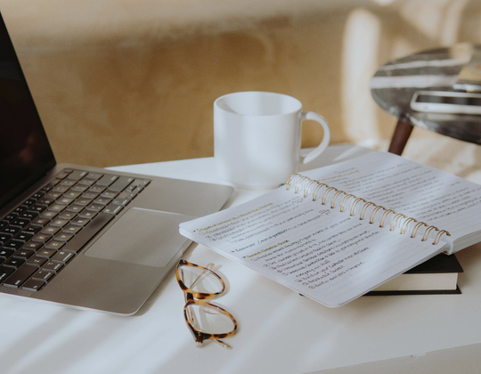 akte vertaal en tolkbureau