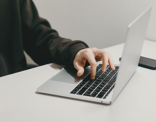 akte vertaal en tolkbureau